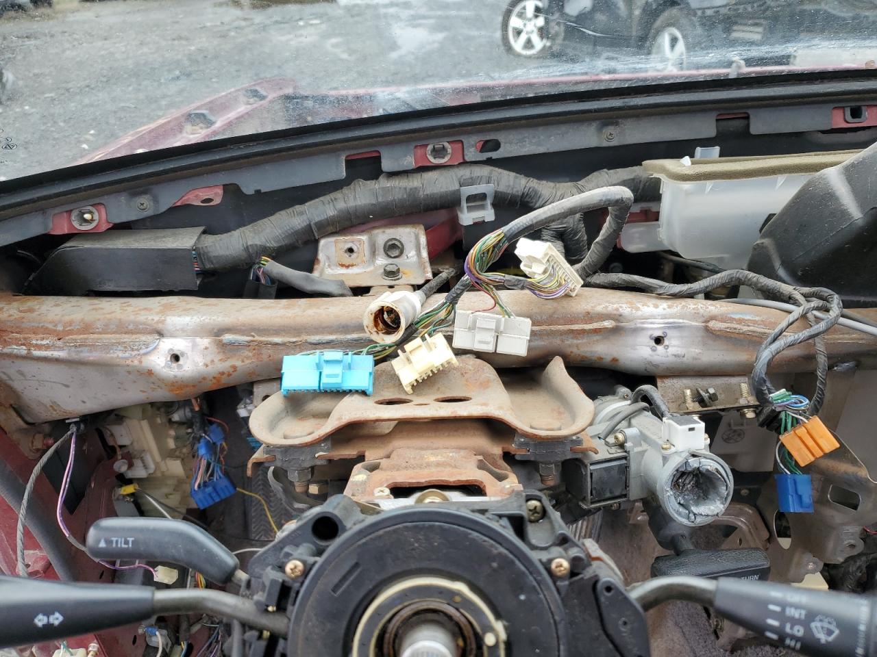 1990 Toyota 4Runner VIN JT3VN39W7L0031660 Copart auction photo, stripped damage thumbnail 9