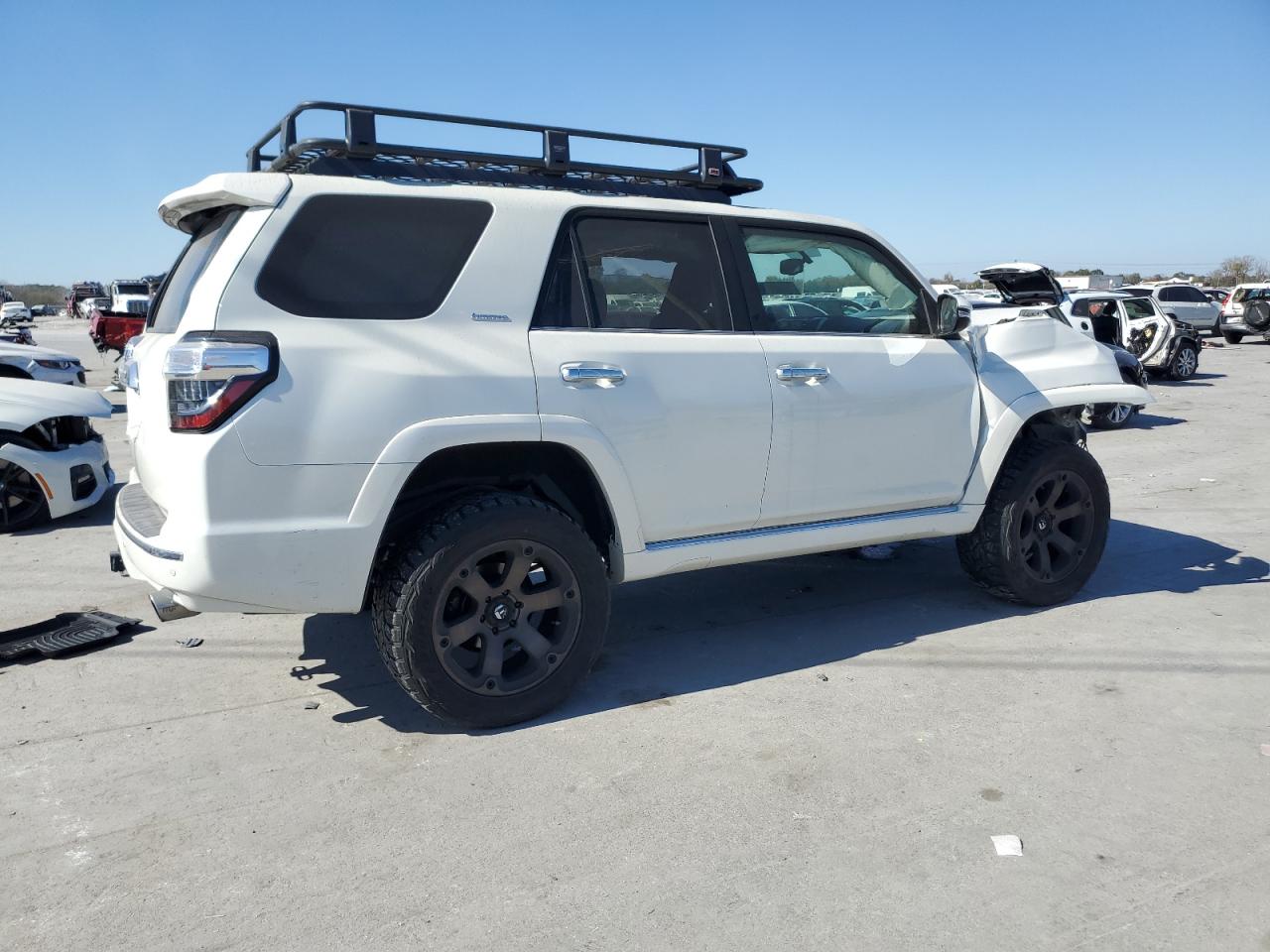 2016 Toyota 4Runner VIN JTEBU5JR6G5397181 Copart auction photo, front end damage thumbnail 3