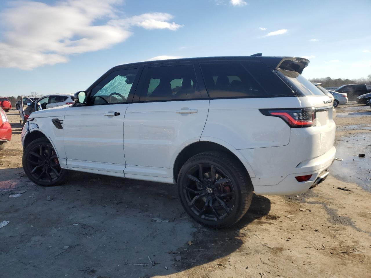 2020 Land Rover Range Rover VIN SALWZ2RE8LA744530 Copart auction photo, front end / minor dent/scratches damage thumbnail 2