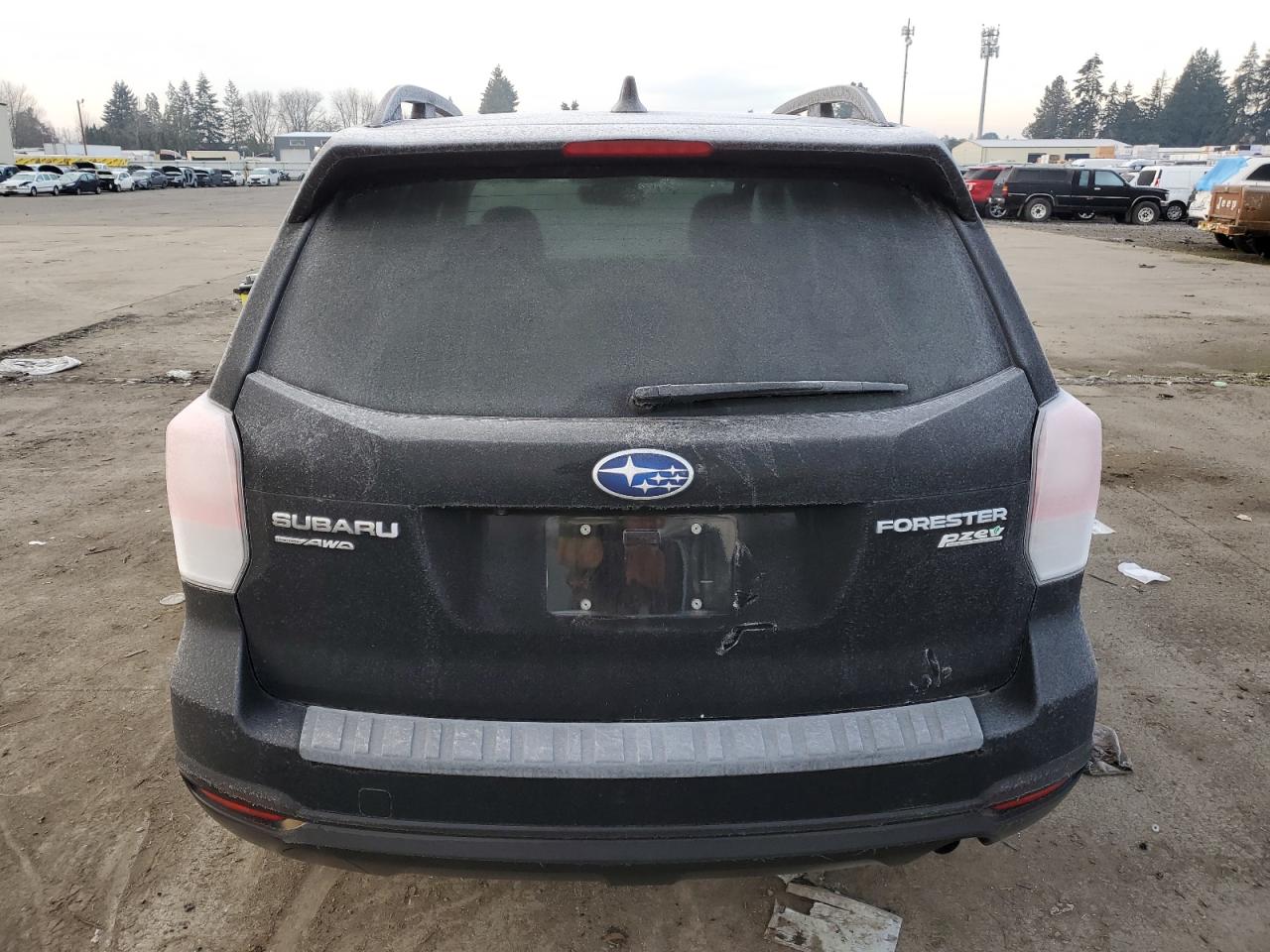 2017 Subaru Forester VIN JF2SJAEC3HH560107 Copart auction photo, front end / side damage thumbnail 6
