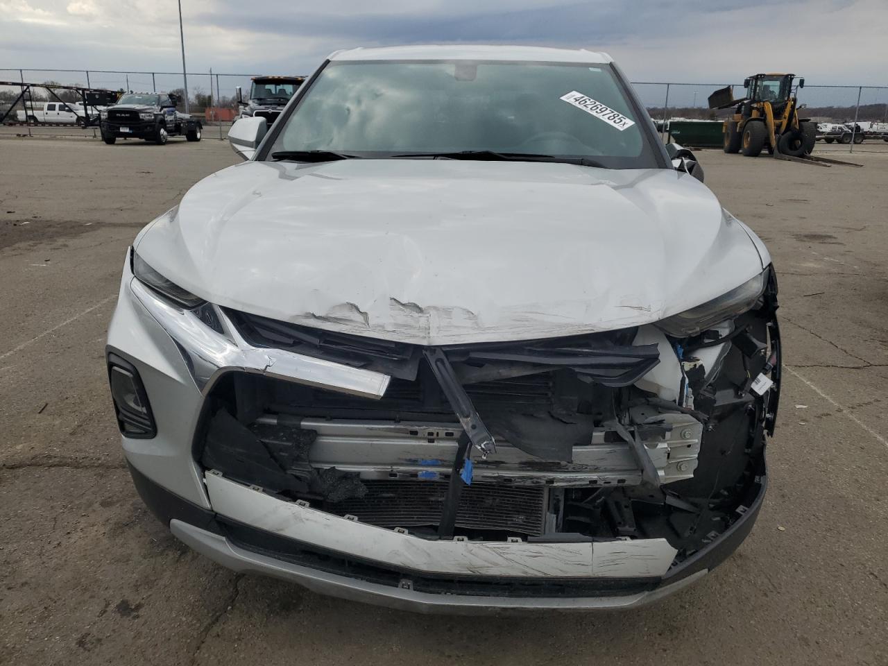 2021 Chevrolet Blazer VIN 3GNKBBRAXMS579059 Copart auction photo, front end / side damage thumbnail 5