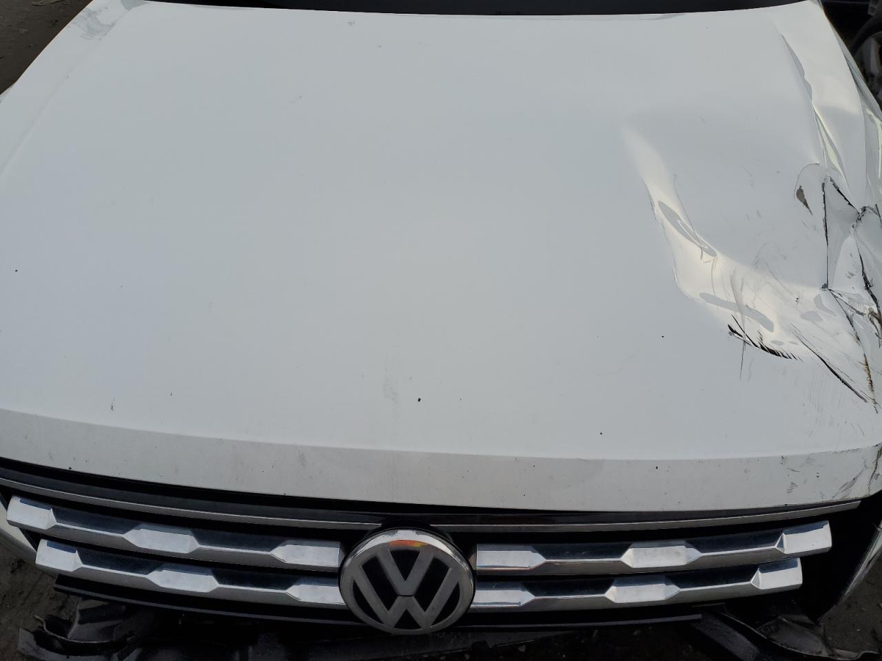 2018 Volkswagen Tiguan VIN 3VV2B7AX4JM002308 Copart auction photo, front end damage thumbnail 12