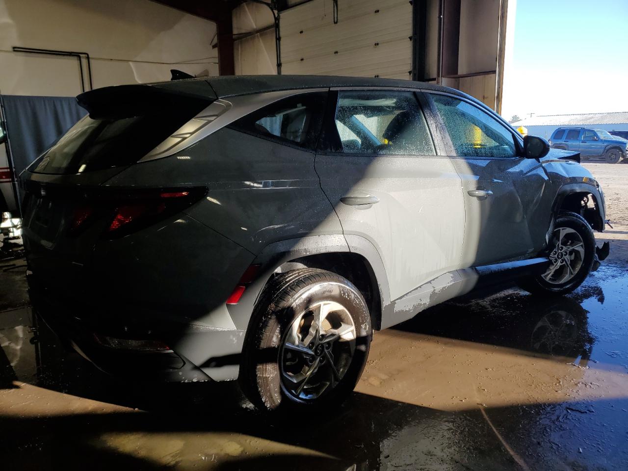 2024 Hyundai Tucson VIN 5NMJACDE3RH435648 Copart auction photo, front end / side damage thumbnail 3