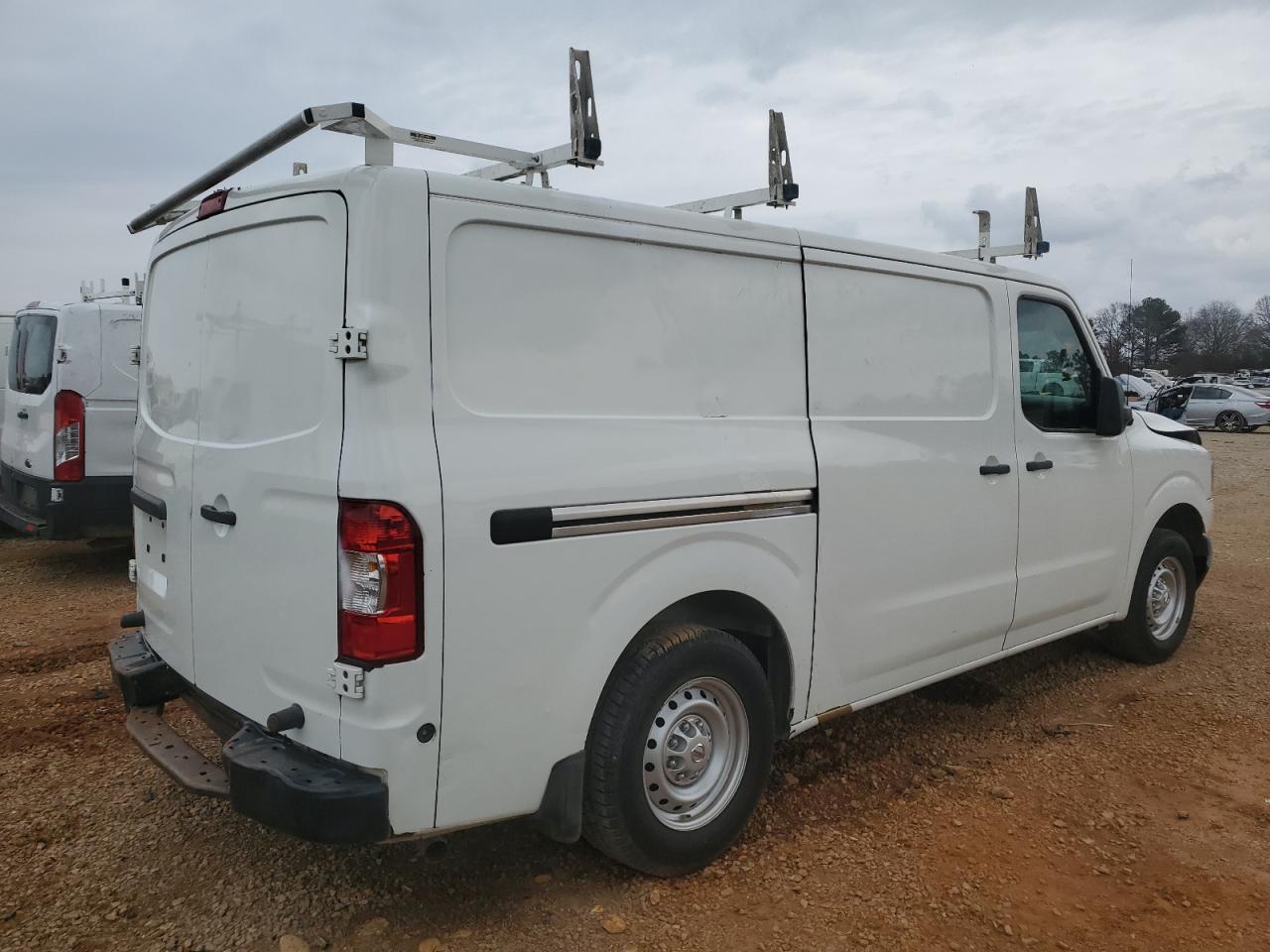 2016 Nissan NV VIN 1N6BF0KM8GN814785 Copart auction photo, front end damage thumbnail 3
