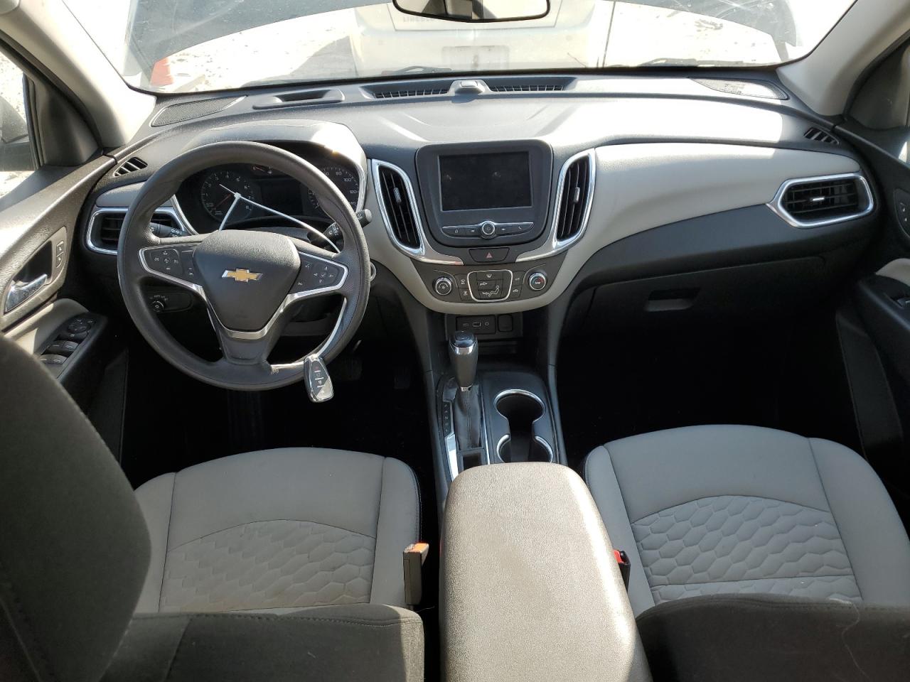 2020 Chevrolet Equinox VIN 3GNAXHEV3LS506137 Copart auction photo, hail damage thumbnail 8
