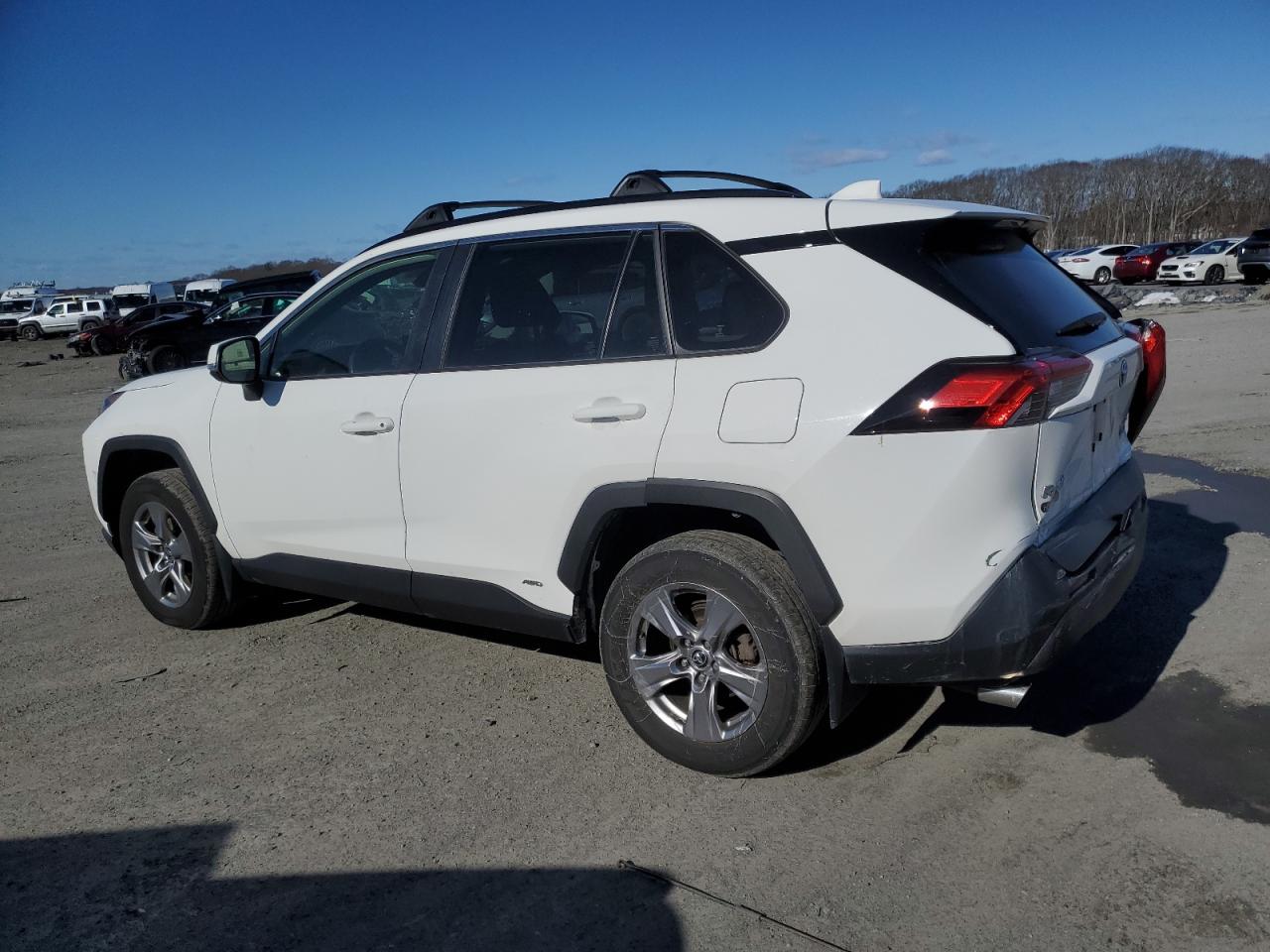 2022 Toyota RAV 4 VIN JTMMWRFV2ND150845 Copart auction photo, rear end / minor dent/scratches damage thumbnail 2