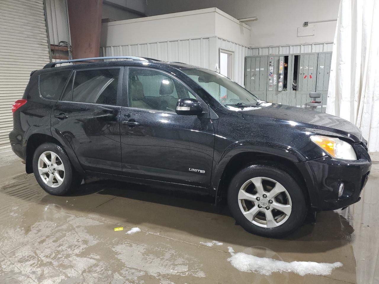 2010 Toyota RAV 4 VIN 2T3DF4DV4AW079960 Copart auction photo, front end damage thumbnail 4