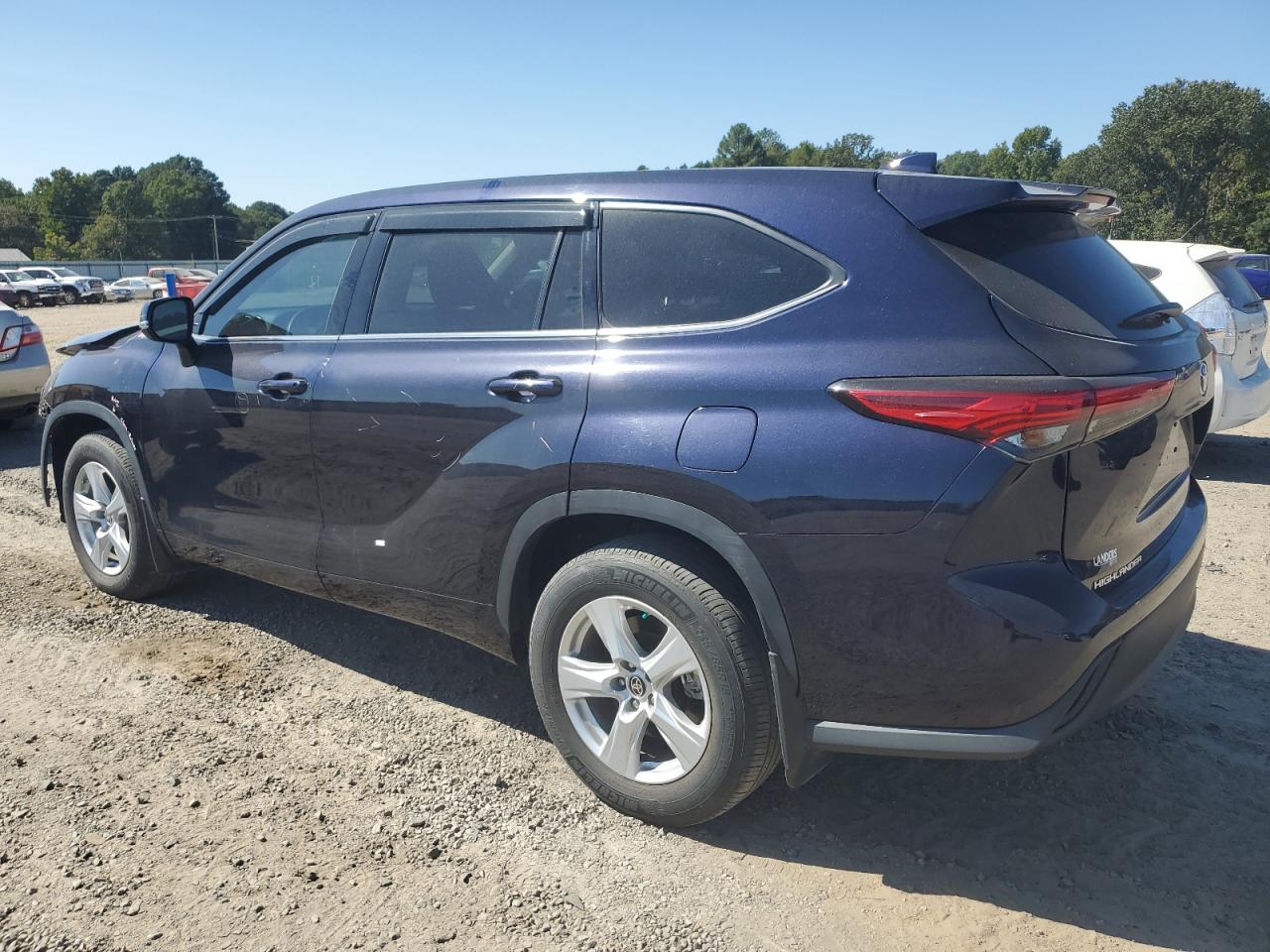 2020 Toyota Highlander VIN 5TDCZRAH2LS512369 Copart auction photo, front end / minor dent/scratches damage thumbnail 2