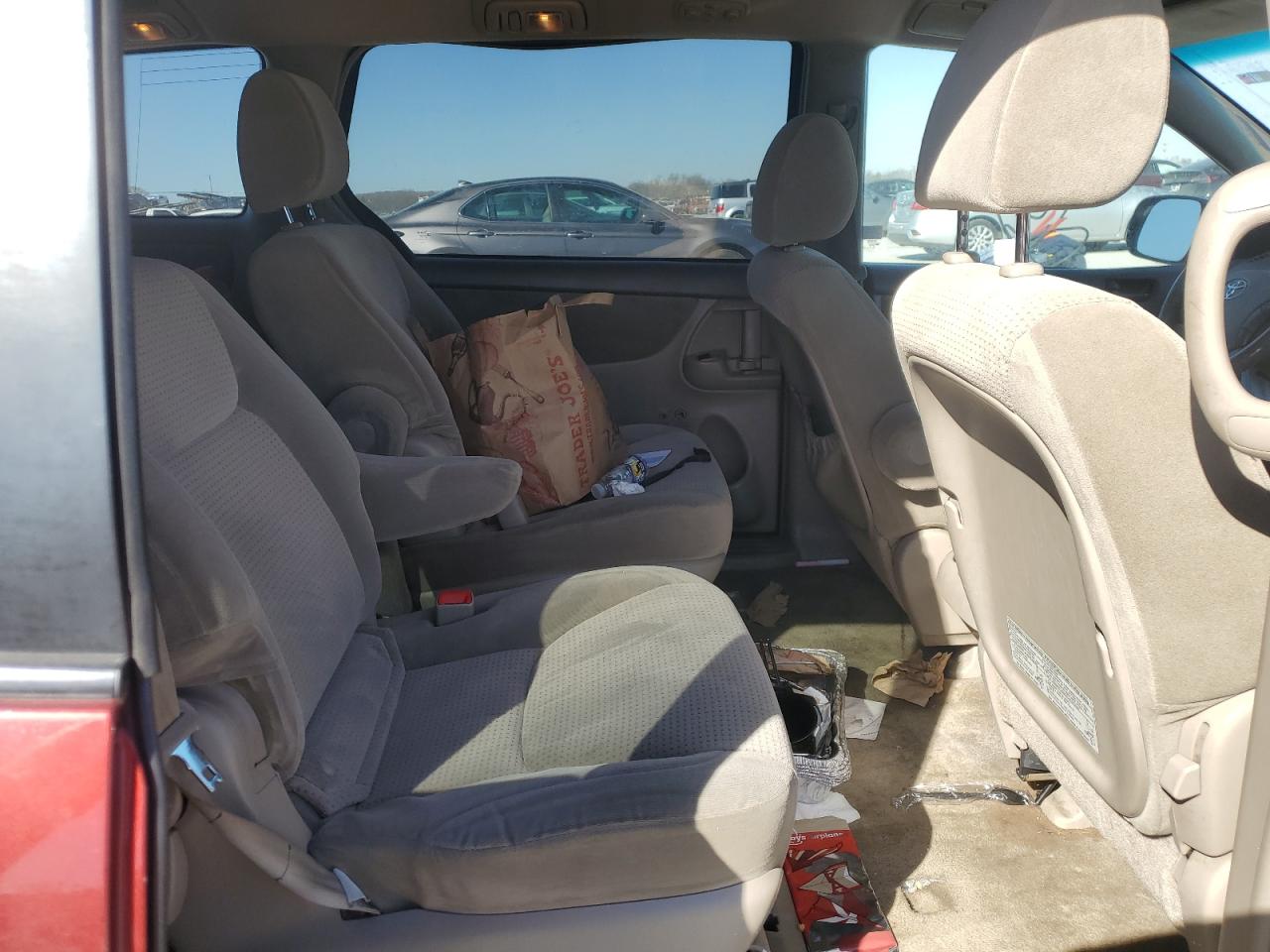 2009 Toyota Sienna VIN 5TDZK23C89S233539 Copart auction photo, mechanical / front end damage thumbnail 12