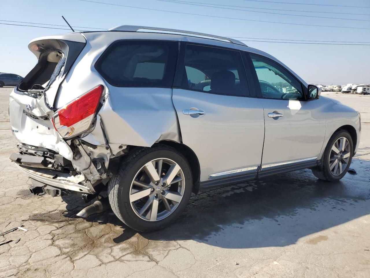 2014 Nissan Pathfinder VIN 5N1AR2MN6EC723848 Copart auction photo, rear end damage thumbnail 3
