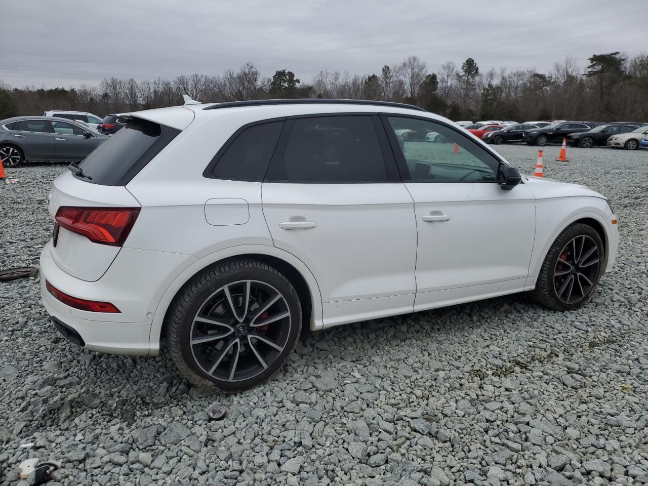 2020 Audi SQ5 VIN WA1C4AFY0L2081928 Copart auction photo, front end / minor dent/scratches damage thumbnail 3
