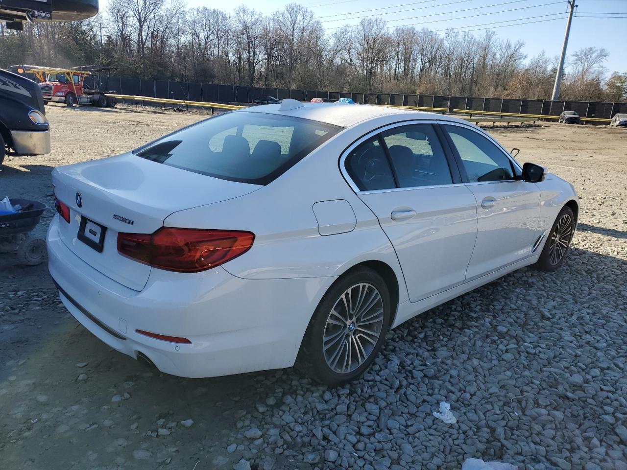2020 BMW 5er VIN WBAJR7C09LWW66593 Copart auction photo, vandalism / minor dent/scratches damage thumbnail 3