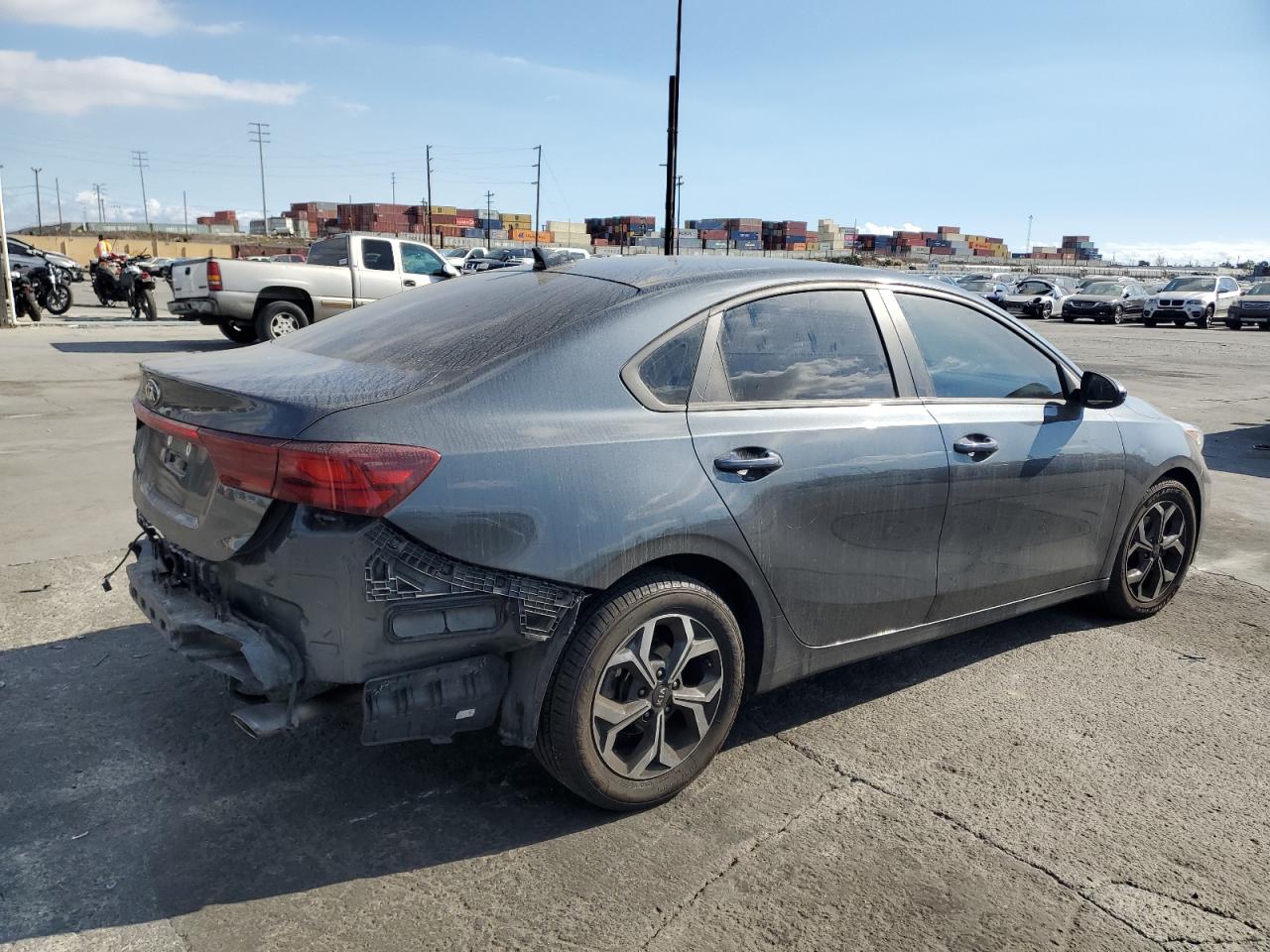 2019 KIA Forte VIN 3KPF24AD6KE112812 Copart auction photo, rear end damage thumbnail 3