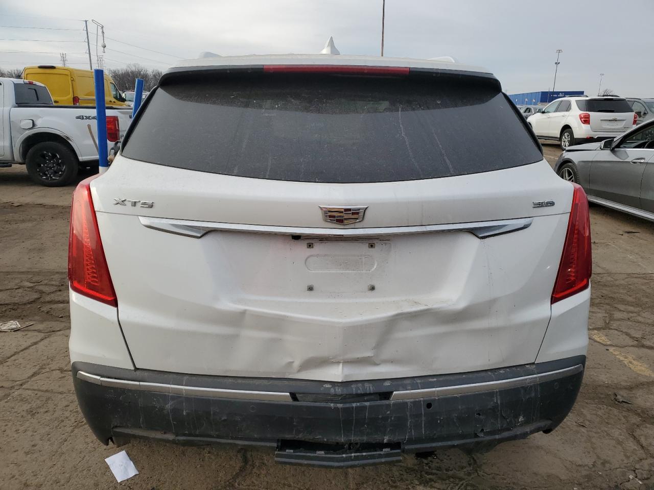 2018 Cadillac XT5 VIN 1GYKNARS0JZ151612 Copart auction photo, front end damage thumbnail 6