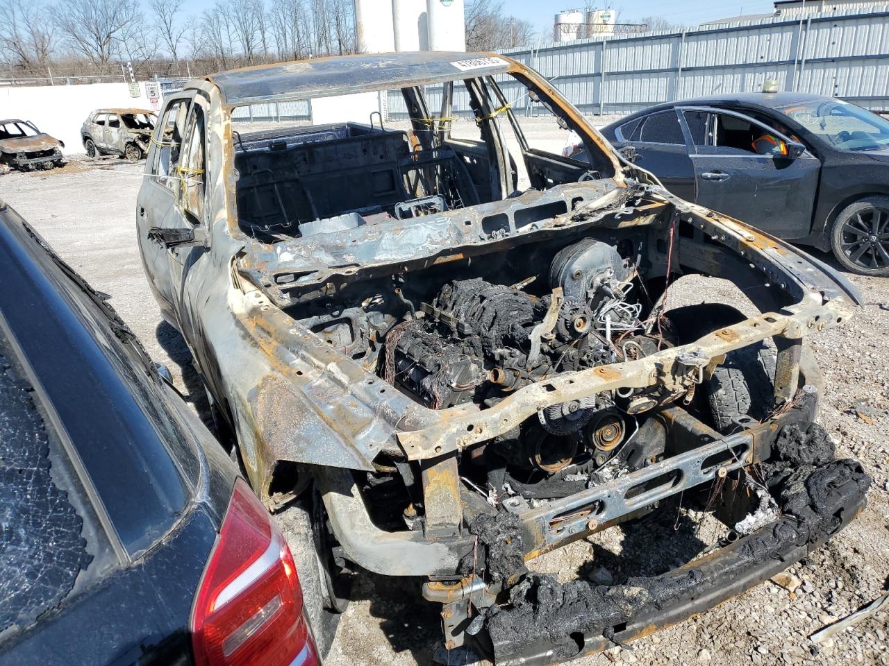 2012 Dodge RAM VIN 1C6RD7KT3CS214895 Copart auction photo, vandalism / burn damage thumbnail 4