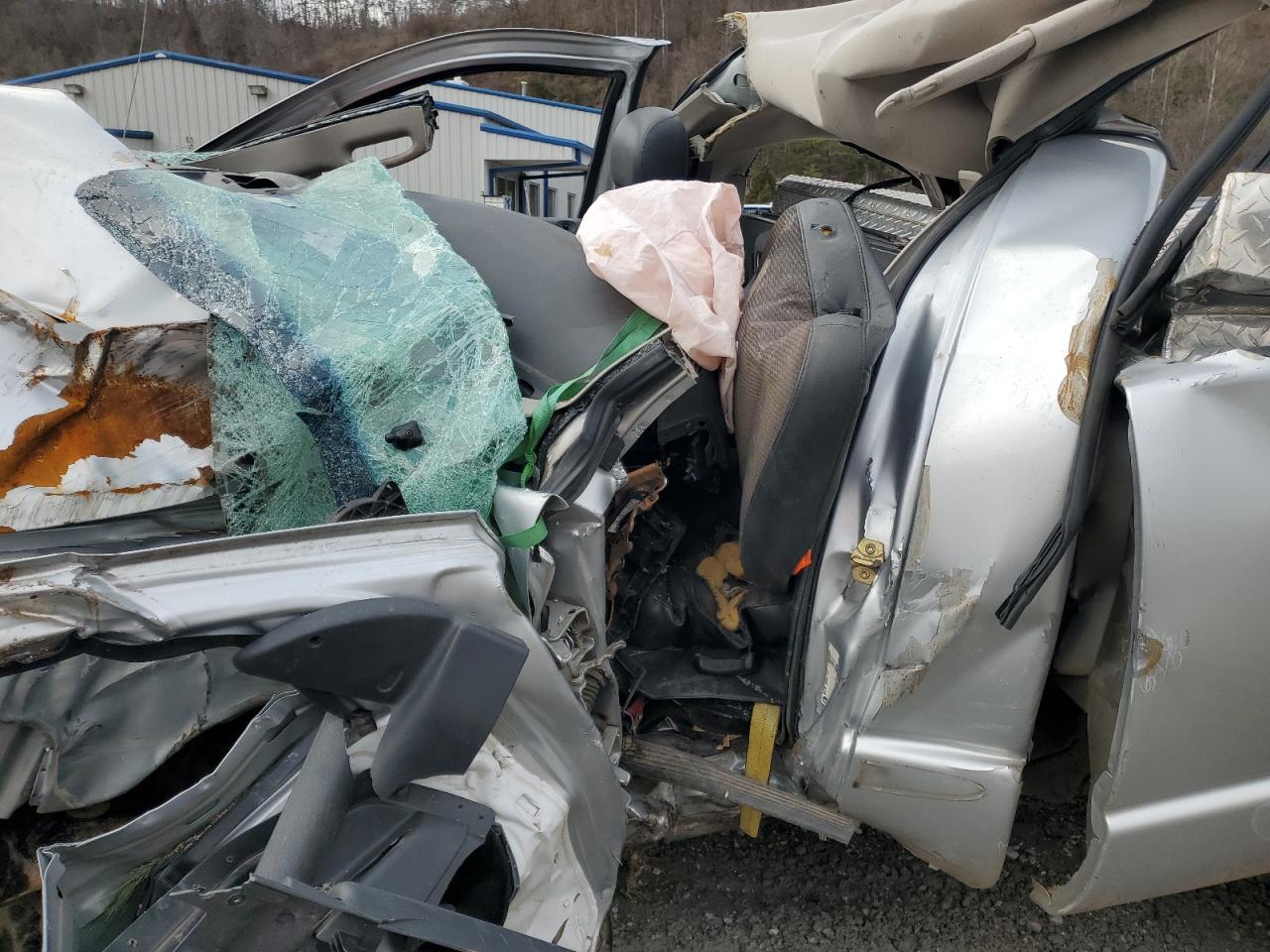 2005 Dodge RAM VIN 1D7HA16N25J580254 Copart auction photo, all over damage thumbnail 7