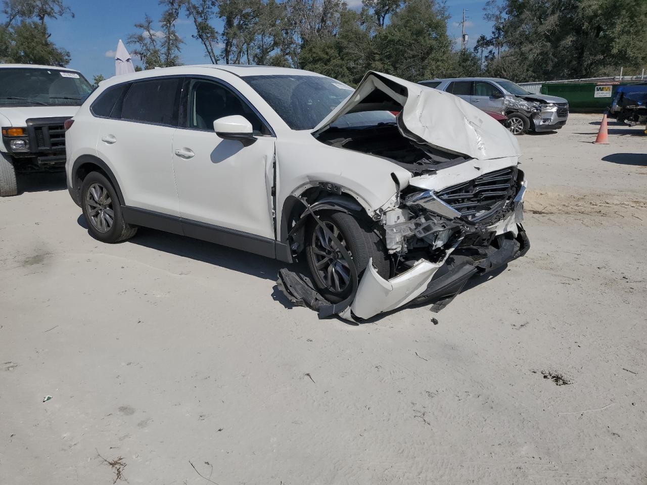2018 Mazda CX-9 VIN JM3TCBCY4J0231560 Copart auction photo, front end damage thumbnail 4