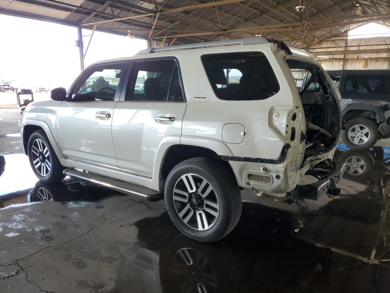 2014 Toyota 4Runner VIN JTEBU5JR3E5163741 Copart auction photo, rear end damage thumbnail 2