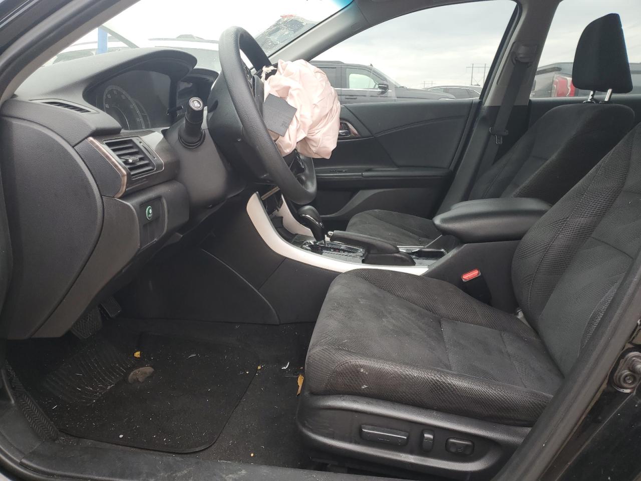 2017 Honda Accord VIN 1HGCR2F74HA071678 Copart auction photo, front end damage thumbnail 7