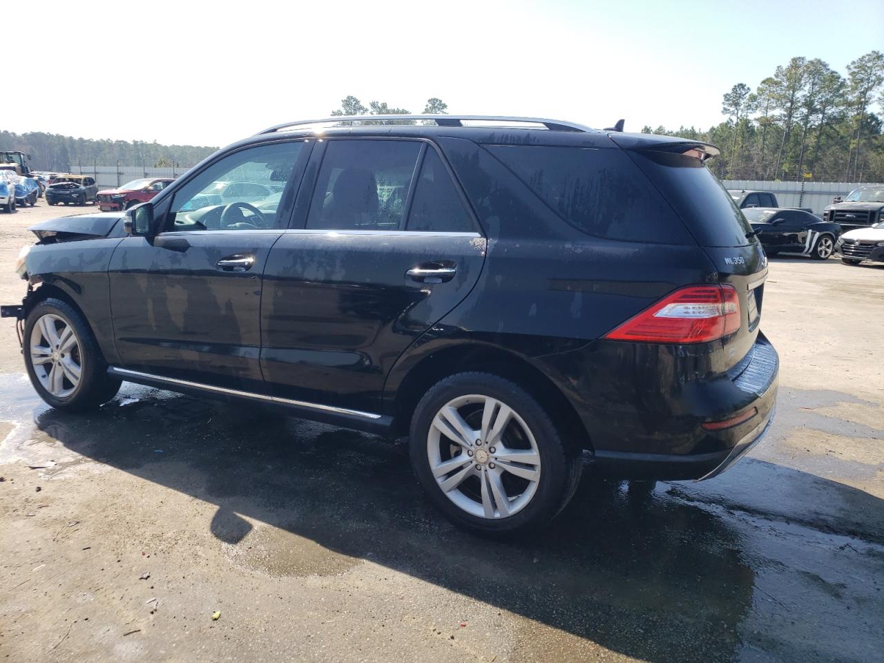 2014 Mercedes-Benz M-klasse VIN 4JGDA5JB6EA324014 Copart auction photo, front end damage thumbnail 2