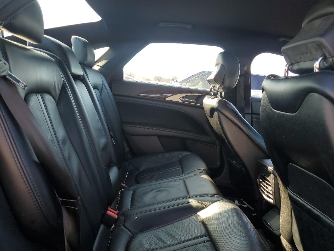2017 Lincoln MKZ VIN 3LN6L5ECXHR624333 Copart auction photo, front end / side damage thumbnail 10