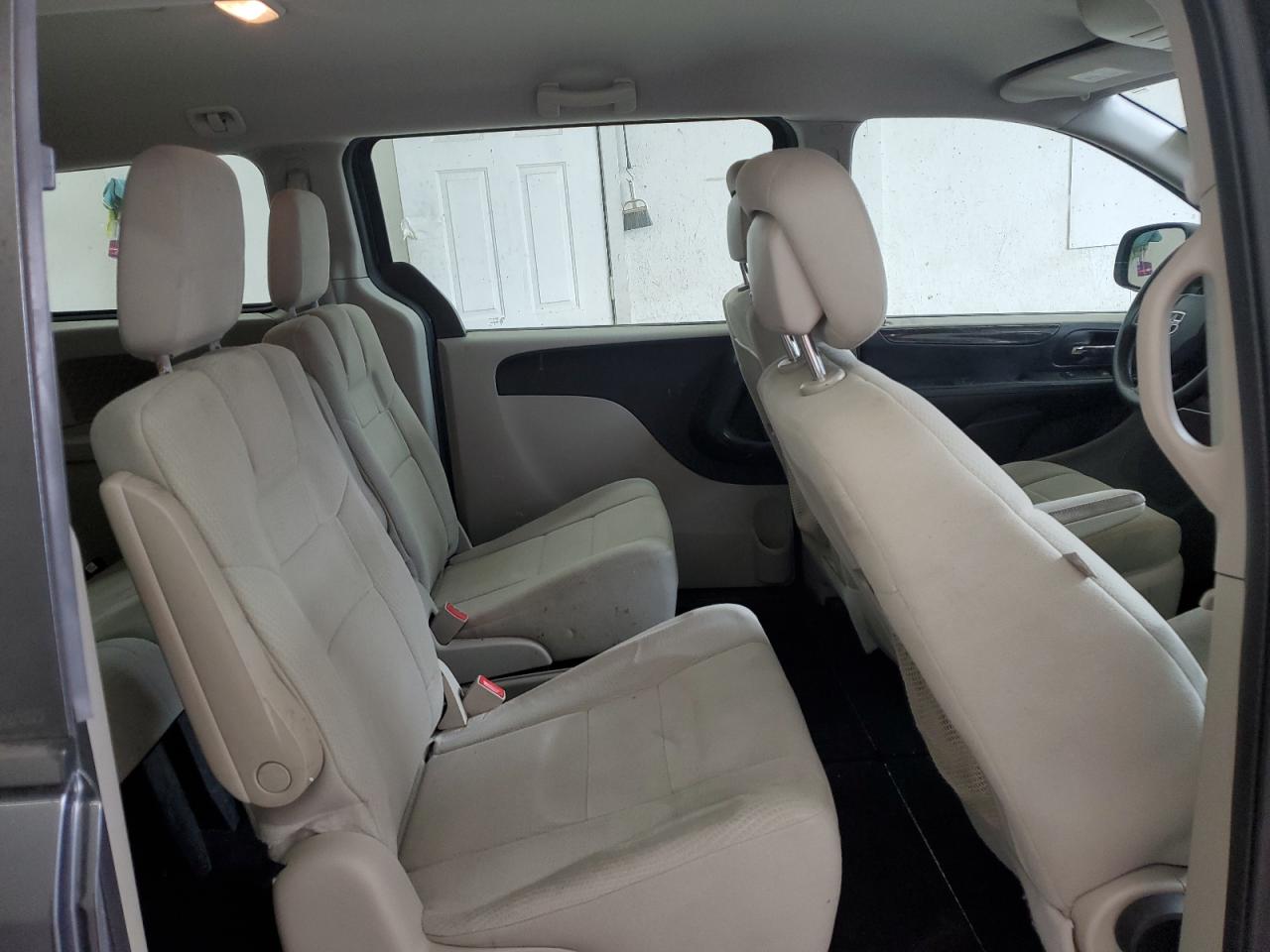 2012 Dodge Caravan VIN 2C4RDGBG1CR182400 Copart auction photo, front end / minor dent/scratches damage thumbnail 11