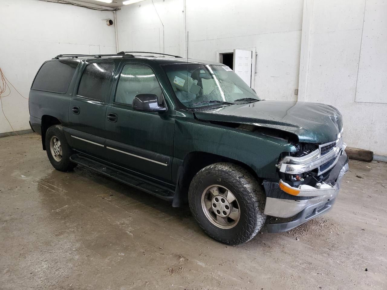 2001 Chevrolet Suburban VIN 3GNEC16T81G251003 Copart auction photo, front end / side damage thumbnail 4
