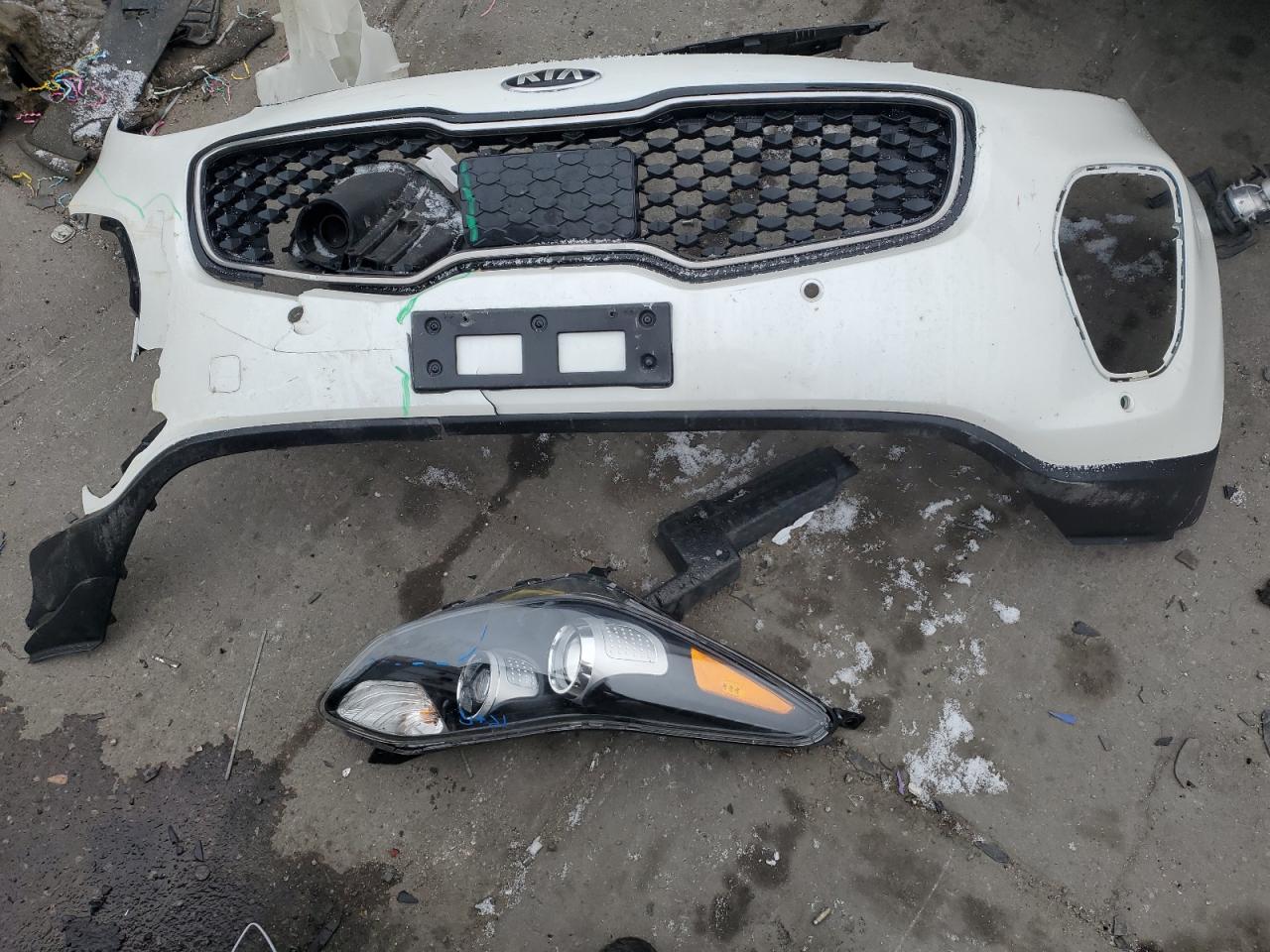 2017 KIA Sportage VIN KNDPNCAC6H7126165 Copart auction photo, front end damage thumbnail 13