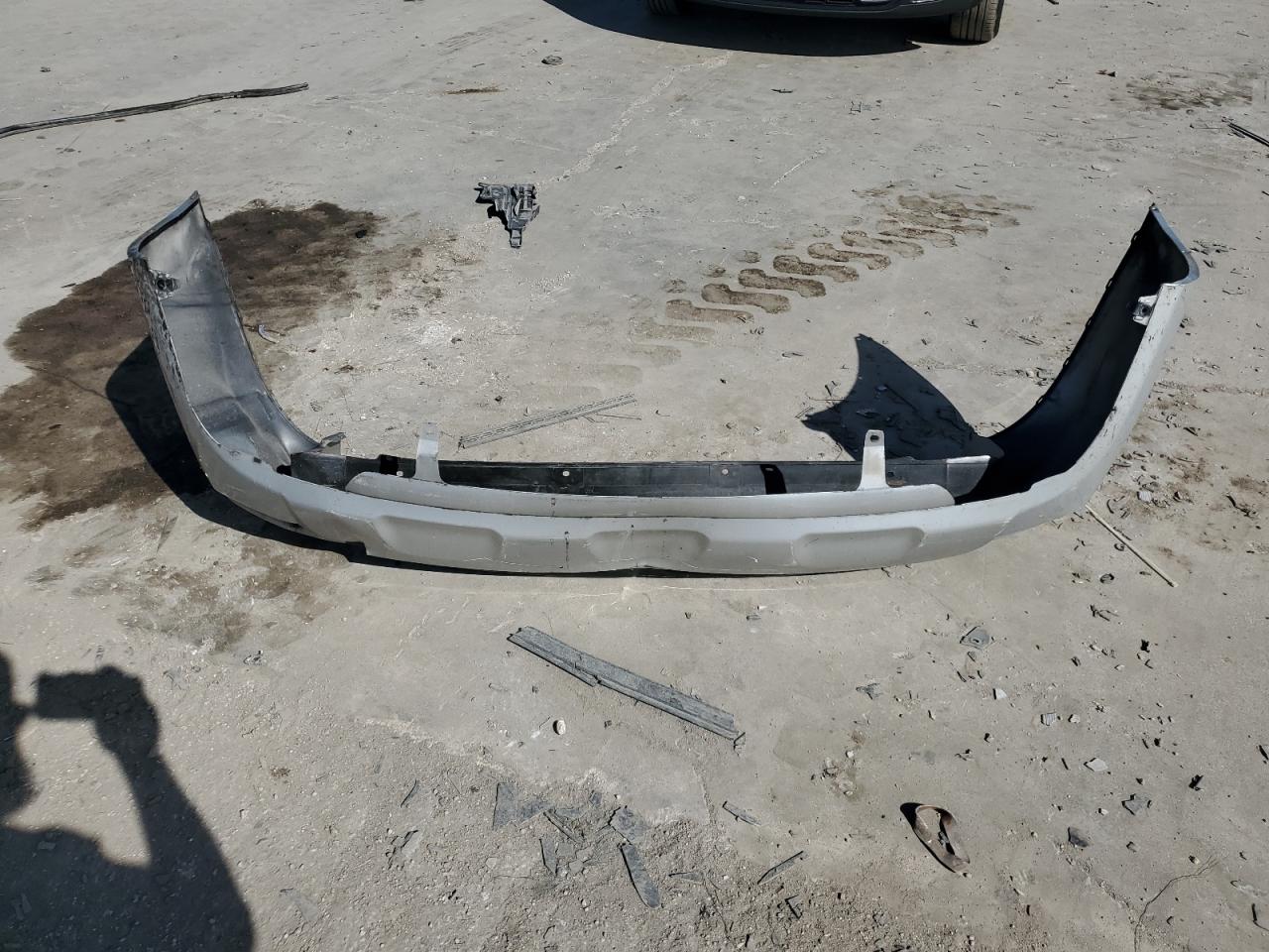 2012 Toyota RAV 4 VIN 2T3KF4DV7CW119684 Copart auction photo, rear end damage thumbnail 13