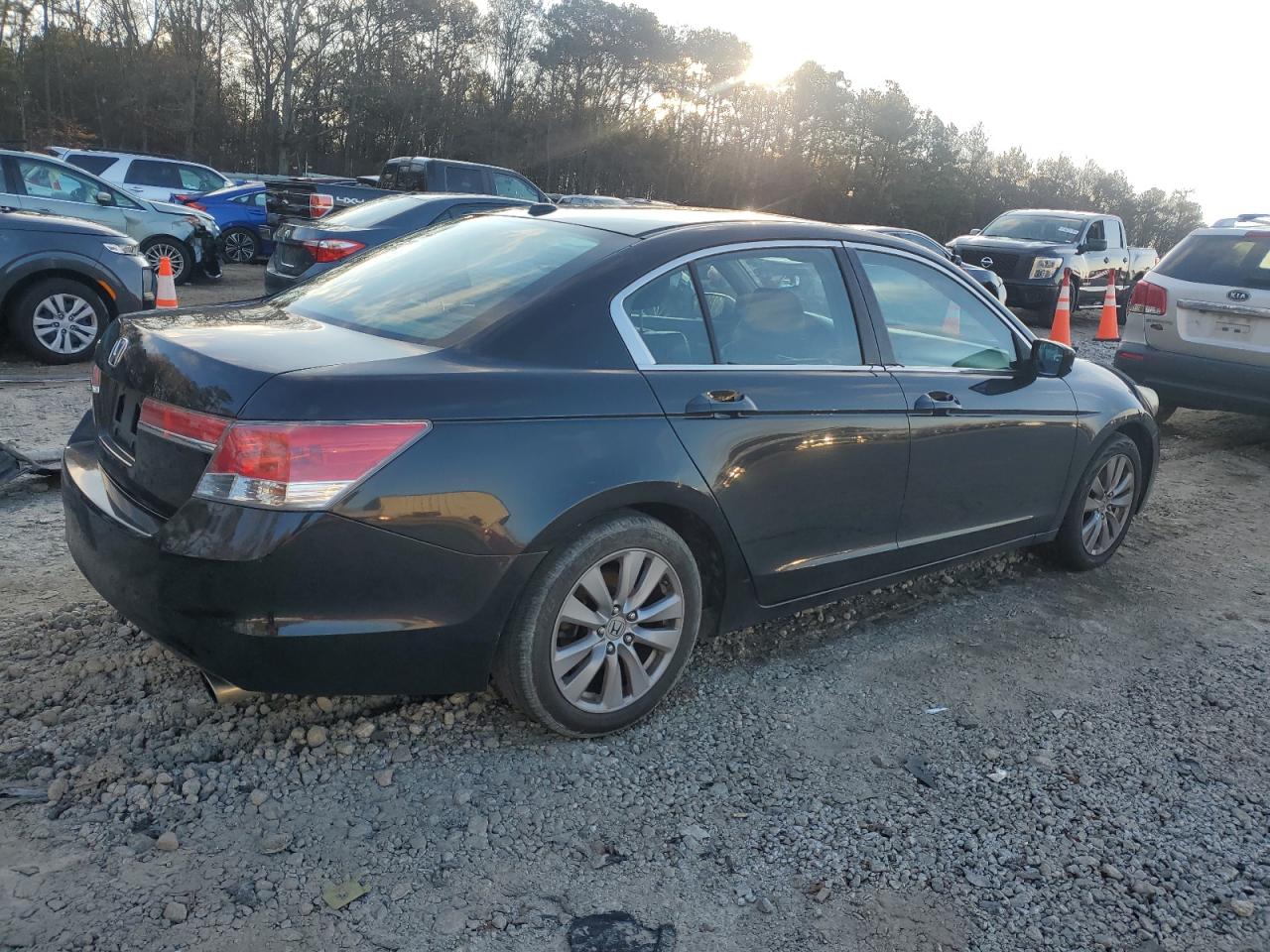 2011 Honda Accord VIN 1HGCP2F83BA081415 Copart auction photo, all over damage thumbnail 3