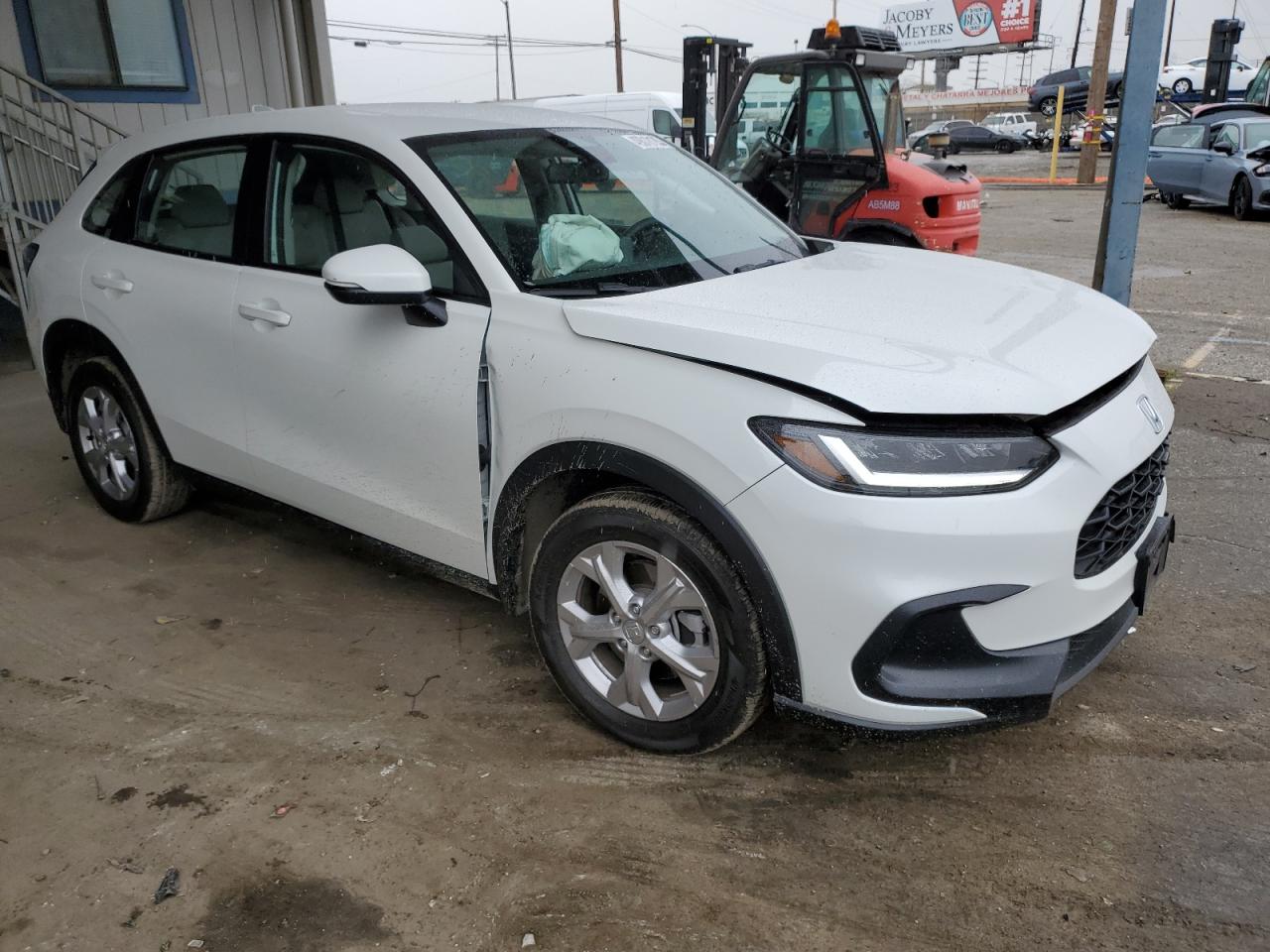 2024 Honda HR-V VIN 3CZRZ2H31RM704462 Copart auction photo, front end damage thumbnail 4