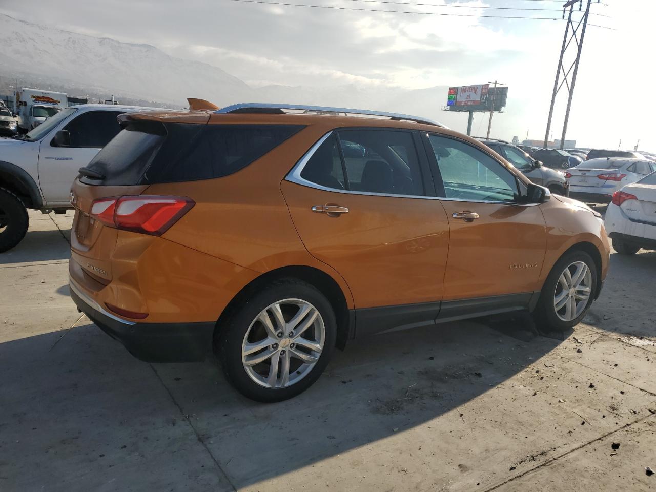 2018 Chevrolet Equinox VIN 2GNAXWEX6J6139851 Copart auction photo, front end / mechanical damage thumbnail 3