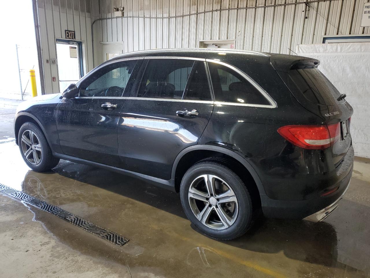 2017 Mercedes-Benz GLC VIN WDC0G4KB6HF154619 Copart auction photo, front end damage thumbnail 2
