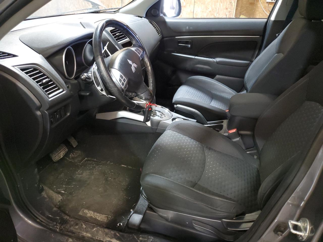 2011 Mitsubishi Outlander VIN JA4AR4AU2BZ011917 Copart auction photo, front end / side damage thumbnail 7