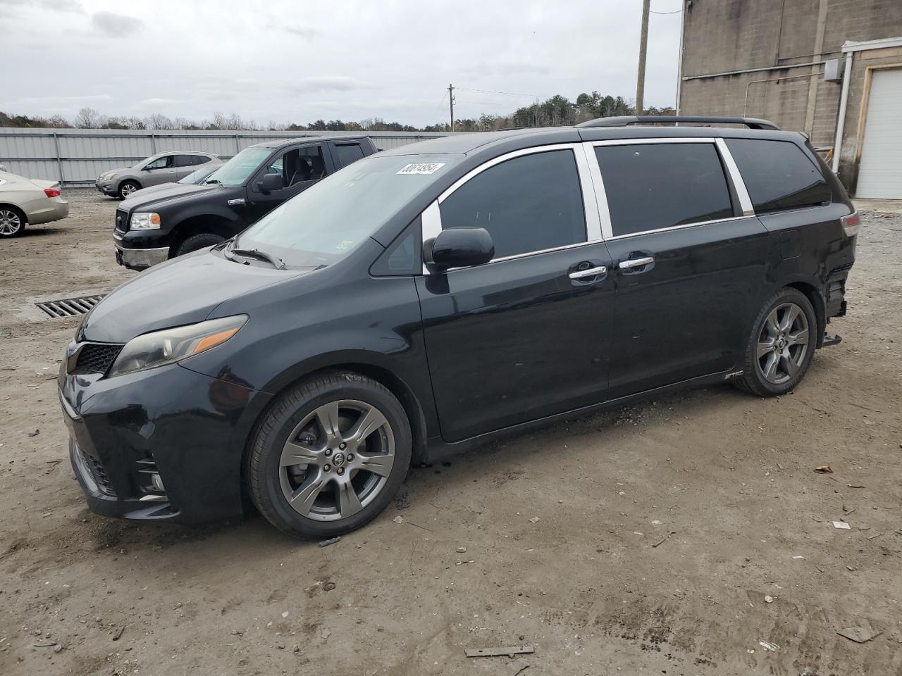 2018 Toyota Sienna VIN 5TDXZ3DC1JS928537