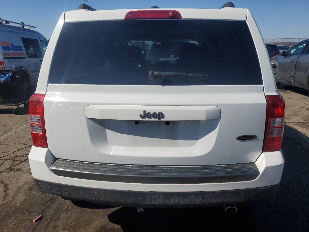 2016 Jeep Liberty (Patriot) VIN 1C4NJPBA6GD699509 Copart auction photo, front end damage thumbnail 6