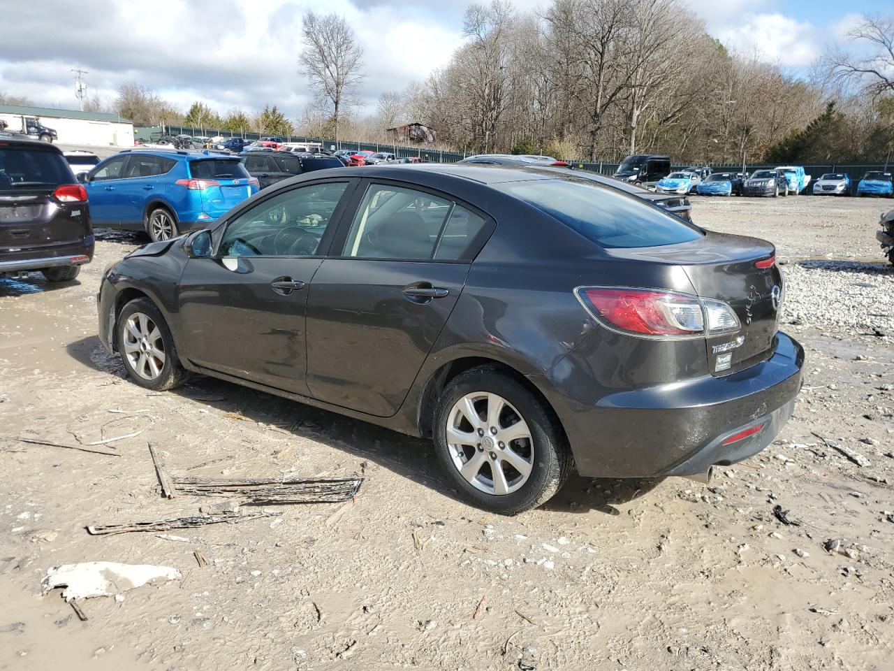 2011 Mazda 3 VIN JM1BL1VG3B1372540 Copart auction photo, front end damage thumbnail 2