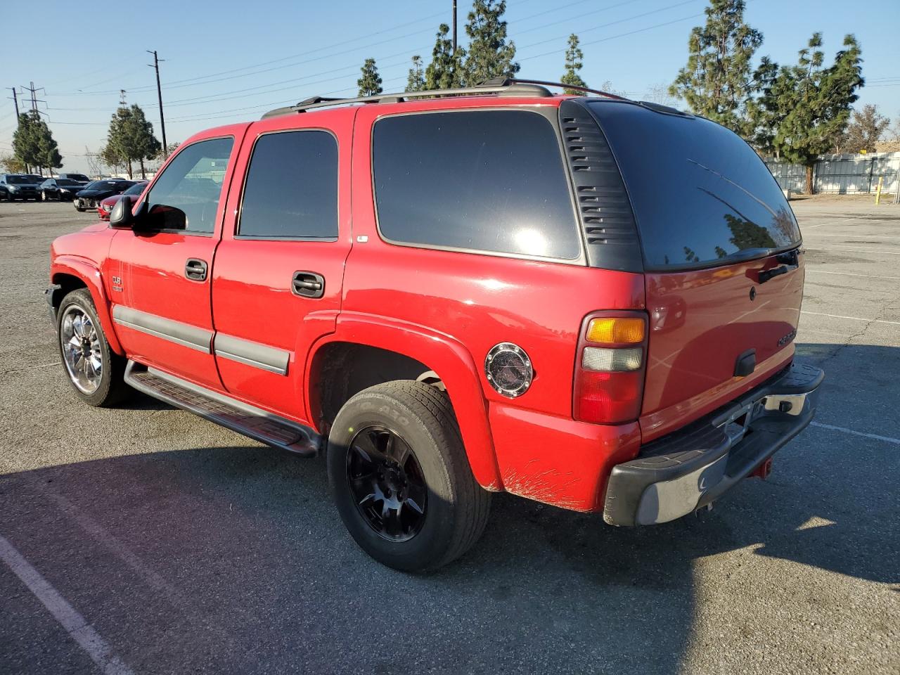 2002 Chevrolet Tahoe VIN 1GNEC13V12R250234 Copart auction photo, vandalism / stripped damage thumbnail 2