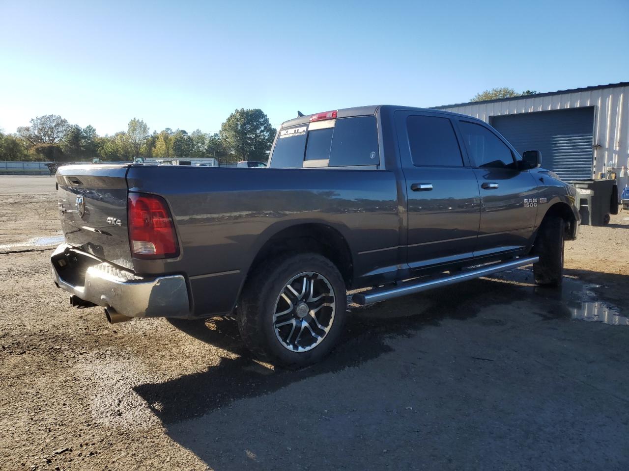 2016 RAM 1500 VIN 1C6RR7TT2GS283034 Copart auction photo, rear end / front end damage thumbnail 3