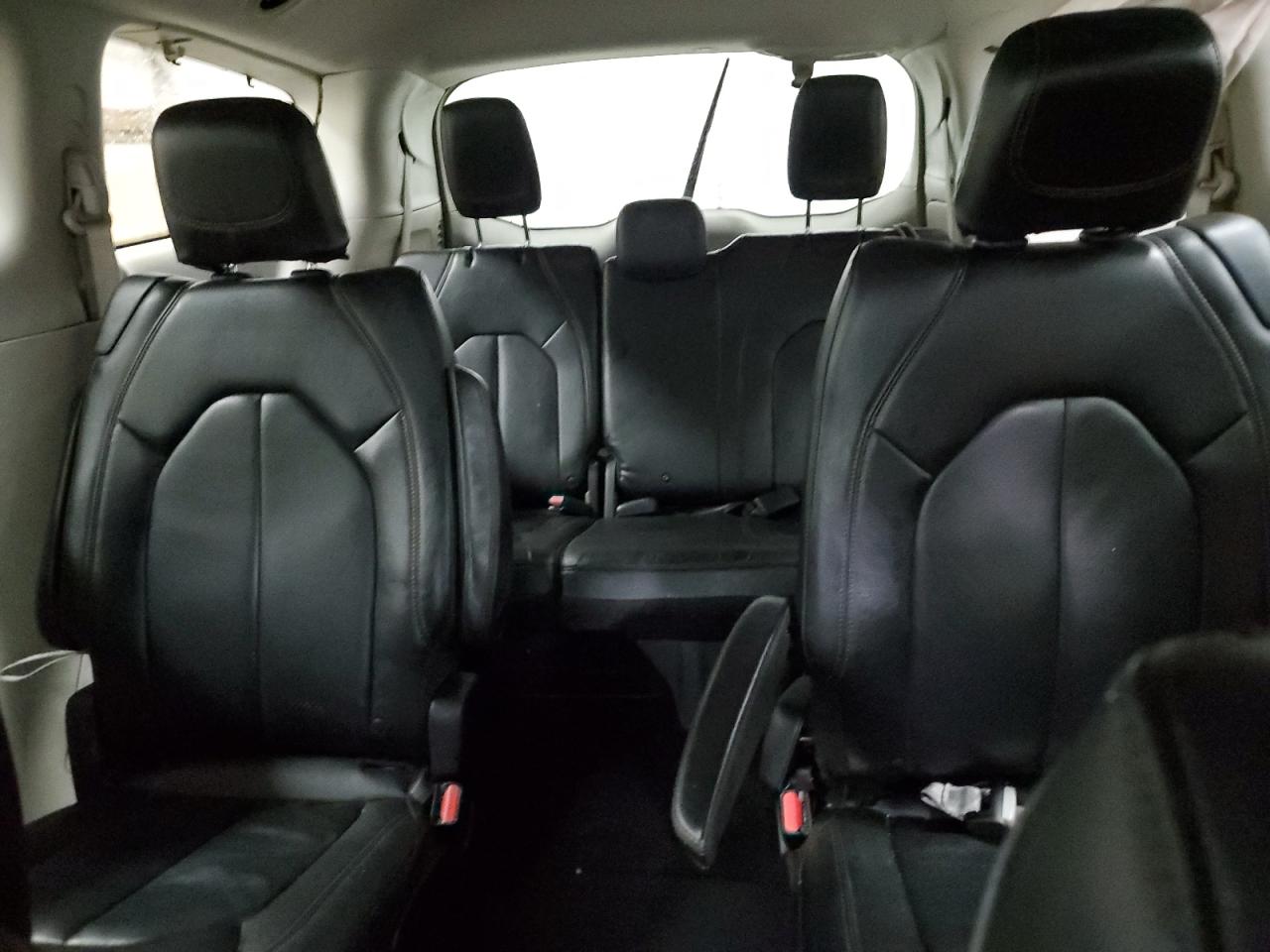 2018 Chrysler Pacifica VIN 2C4RC1BG0JR211348 Copart auction photo, front end / side damage thumbnail 10