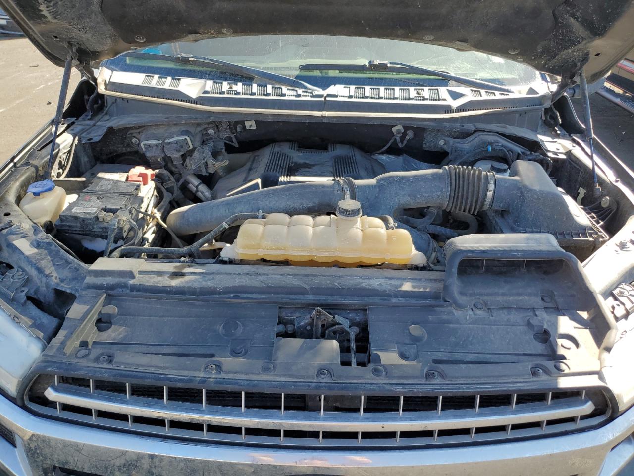2019 Ford F-150 VIN 1FTFW1E45KFA55831 Copart auction photo, rollover damage thumbnail 12