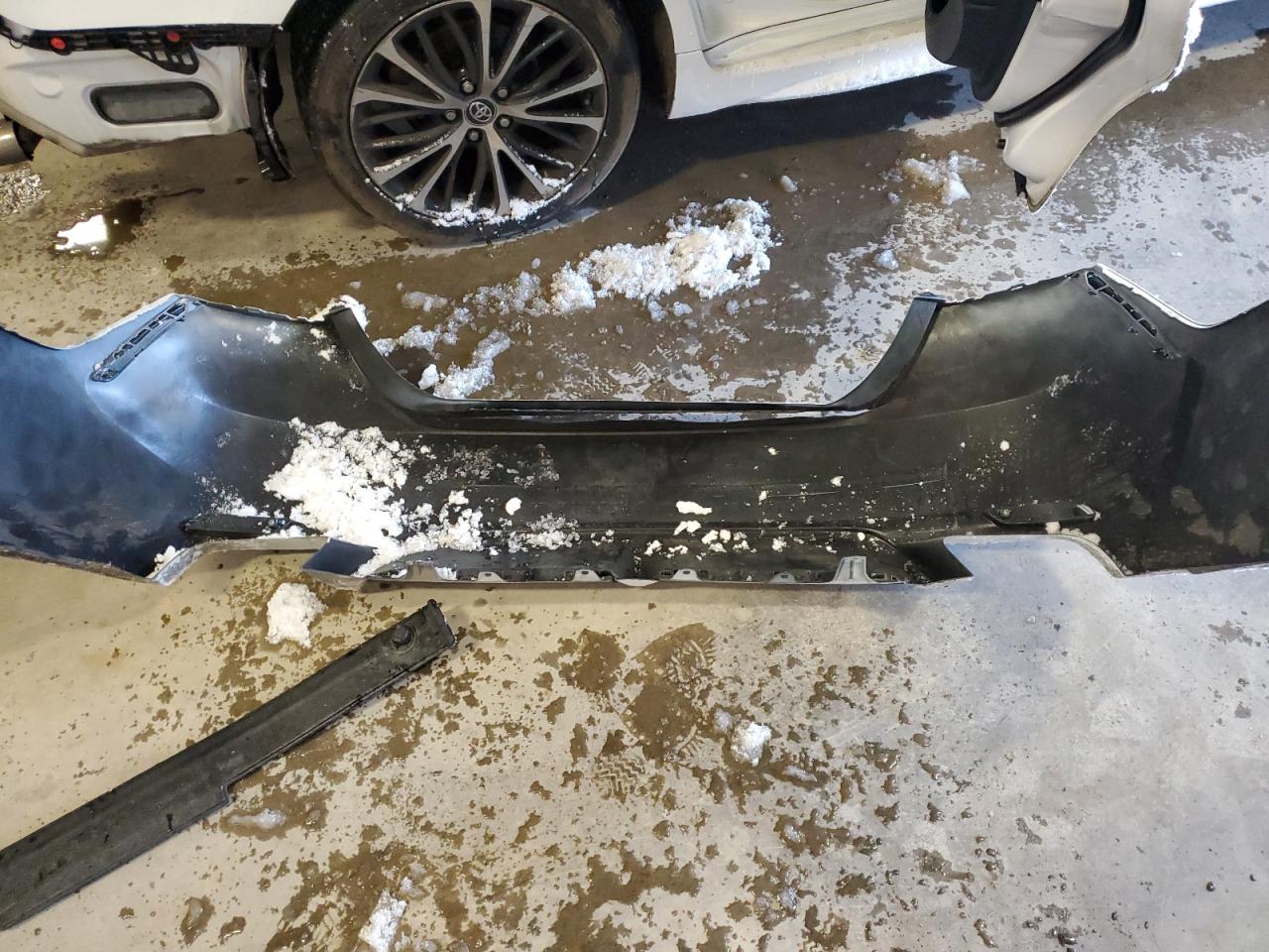 2019 Toyota Camry VIN 4T1B11HK7KU165049 Copart auction photo, rear end / front end damage thumbnail 12