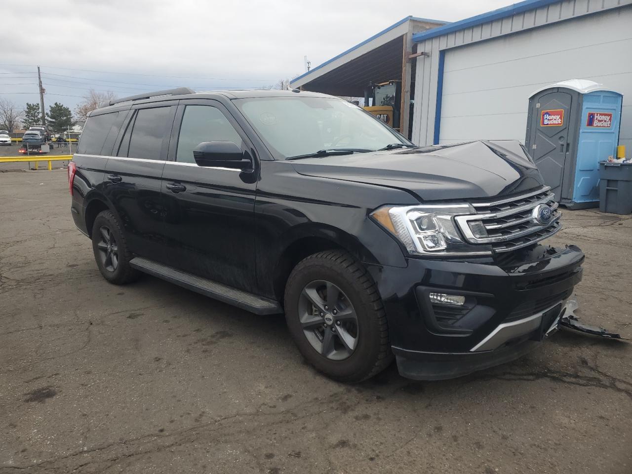 2018 Ford Expedition VIN 1FMJU1JT7JEA35559 Copart auction photo, front end damage thumbnail 4