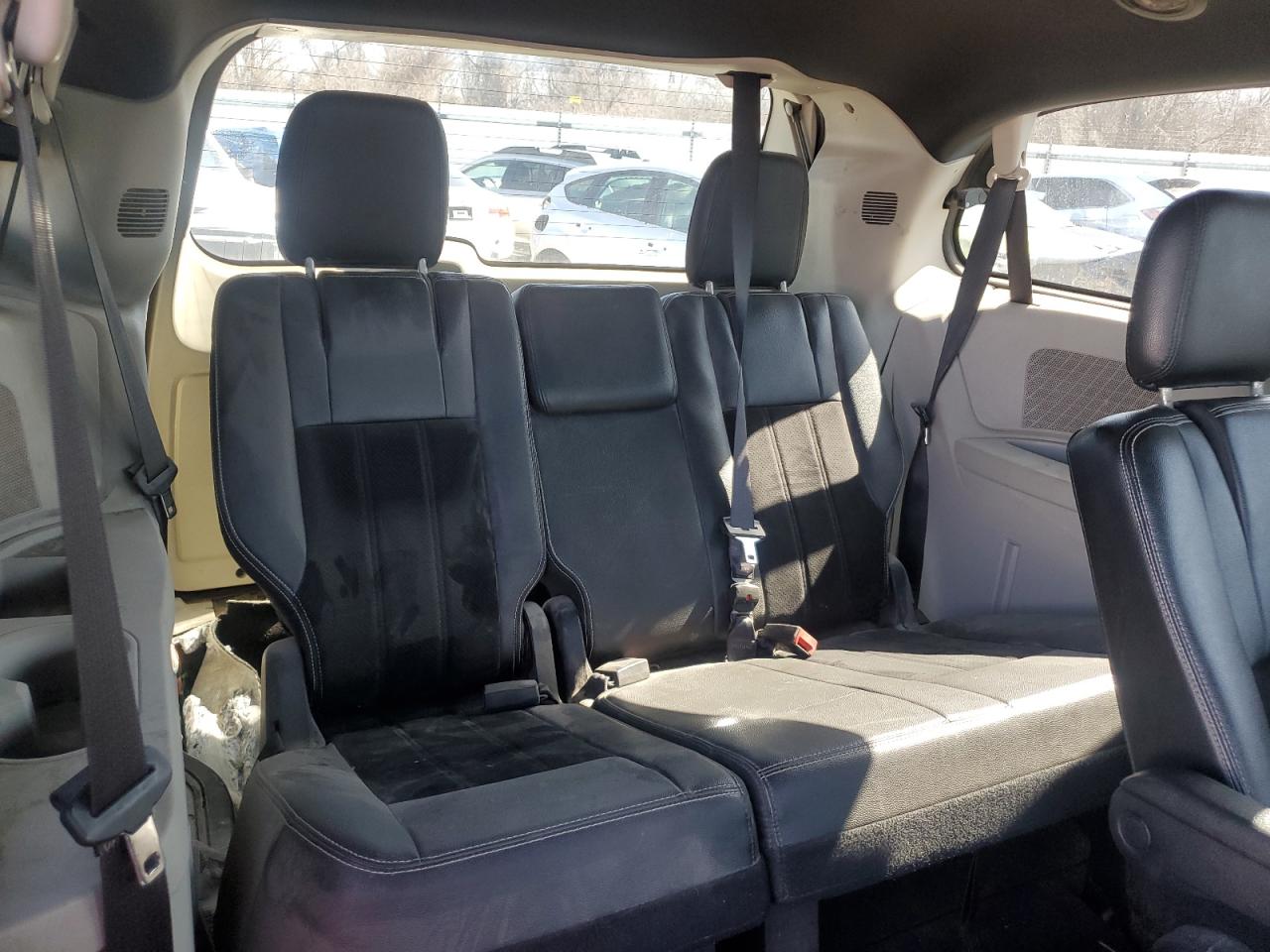 2018 Dodge Caravan VIN 2C4RDGCG4JR326839 Copart auction photo, mechanical damage thumbnail 13