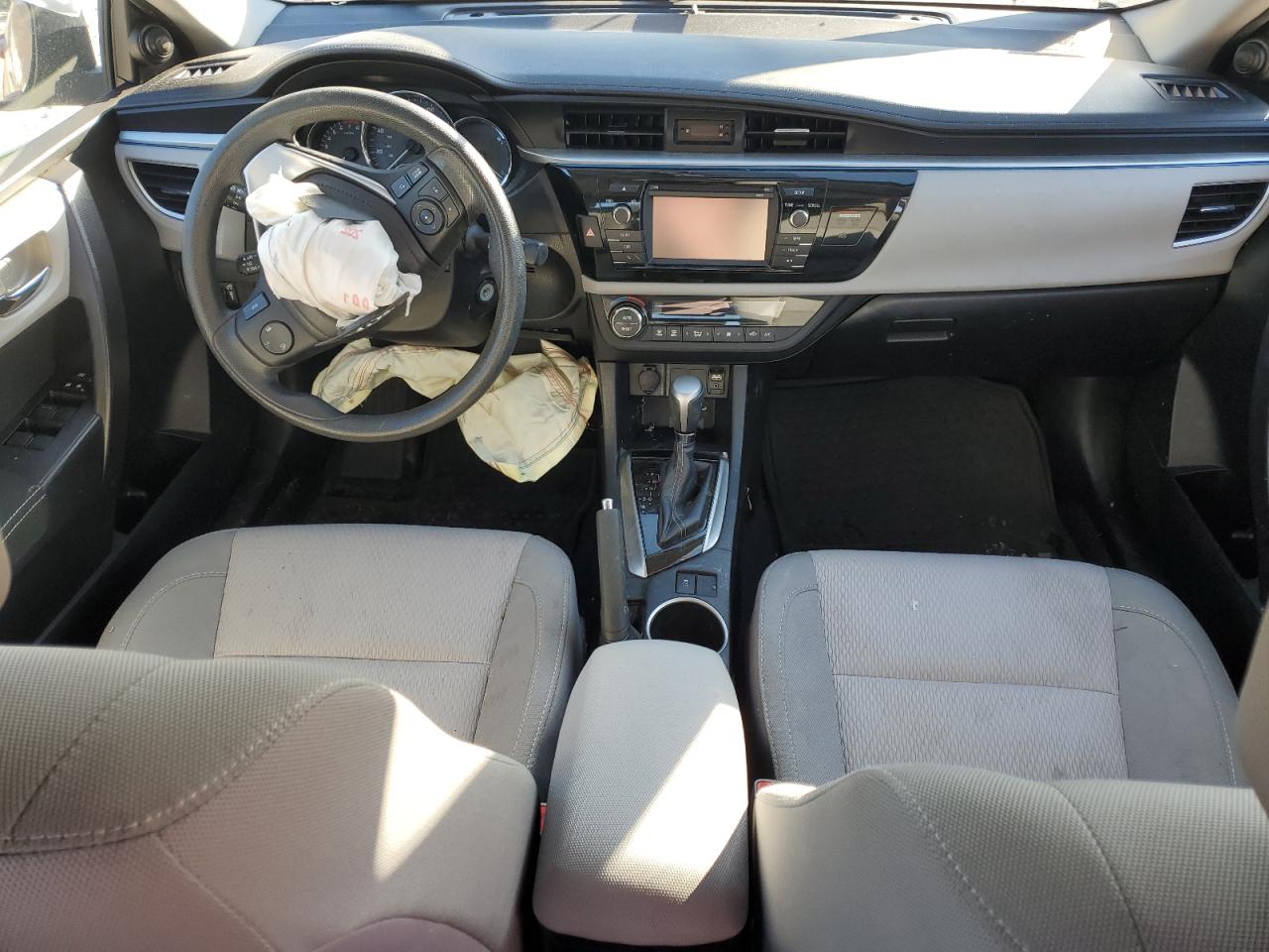 2015 Toyota Corolla VIN 2T1BURHE3FC281808 Copart auction photo, front end damage thumbnail 8