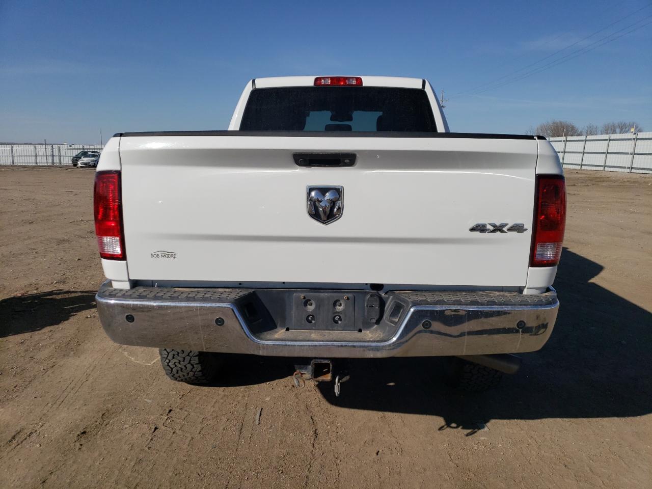 2018 RAM 2500 VIN 3C6UR5CJ0JG378557 Copart auction photo, side damage thumbnail 6