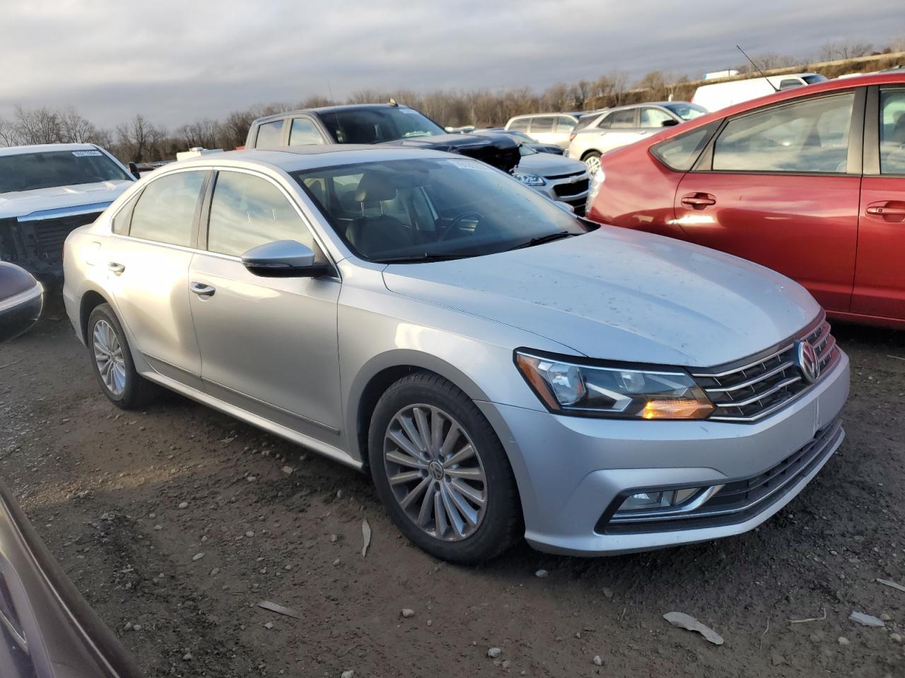 2016 Volkswagen Passat VIN 1VWBS7A31GC050979 Copart auction photo, front end / side damage thumbnail 4
