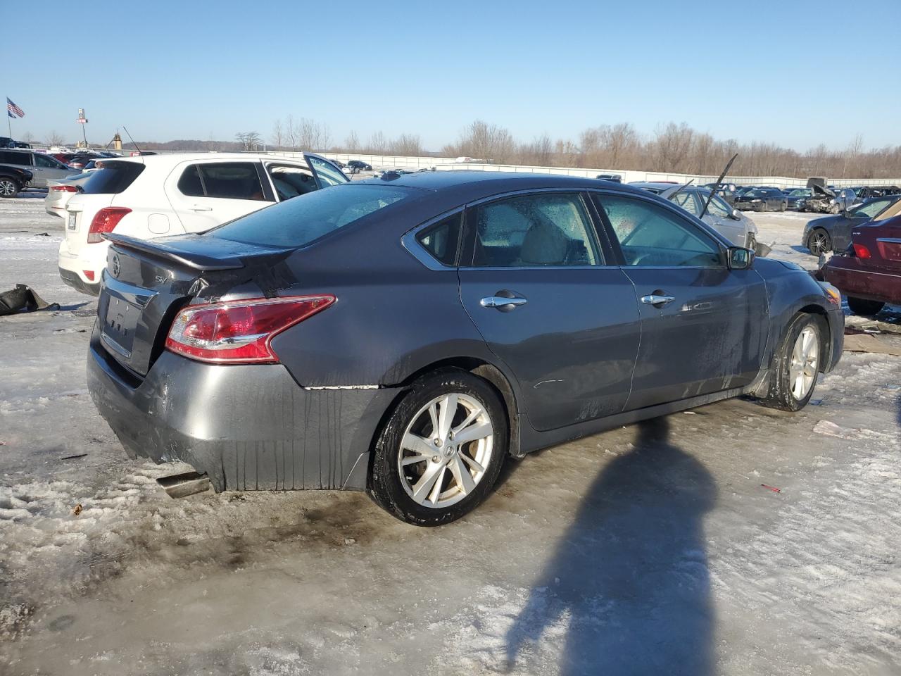 2015 Nissan Altima VIN 1N4AL3AP0FC161065 Copart auction photo, rear end damage thumbnail 3
