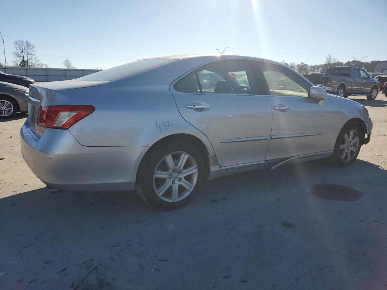 2009 Lexus ES VIN JTHBJ46G392319670 Copart auction photo, front end / side damage thumbnail 3