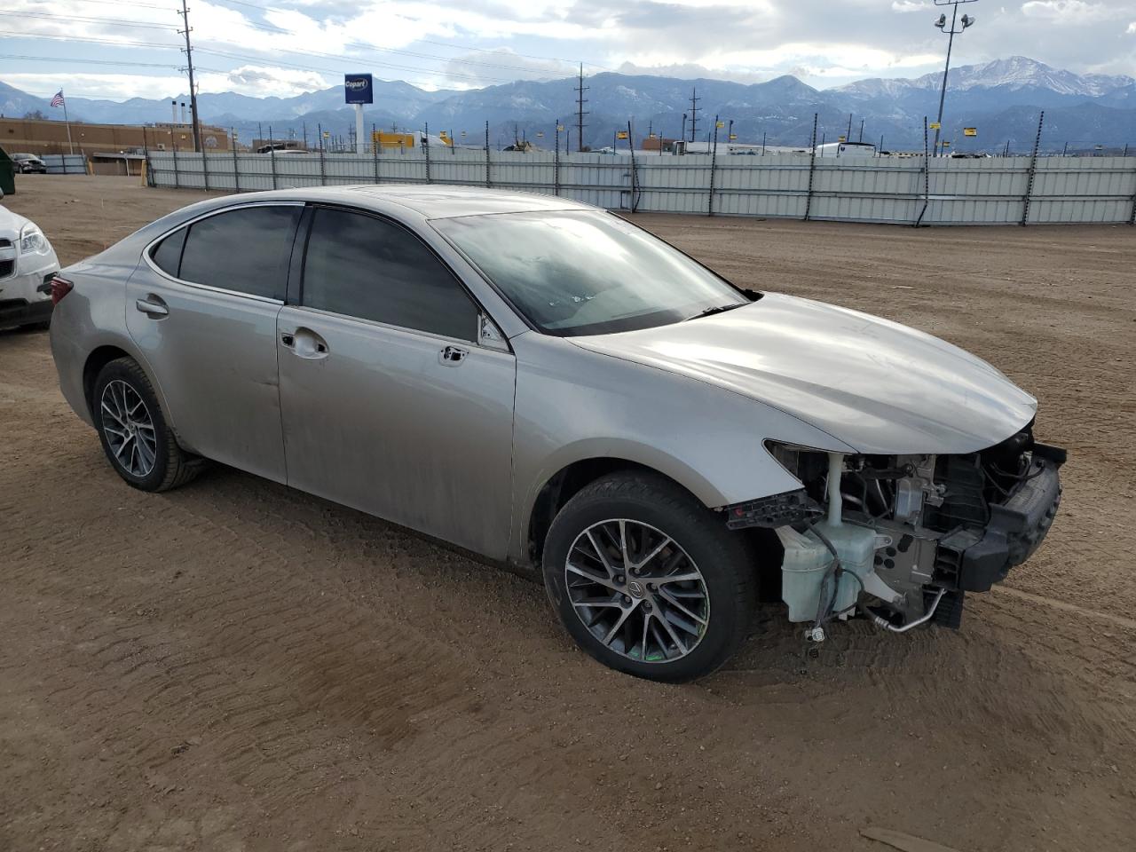 2018 Lexus ES VIN 58ABK1GG8JU097183 Copart auction photo, front end / side damage thumbnail 4